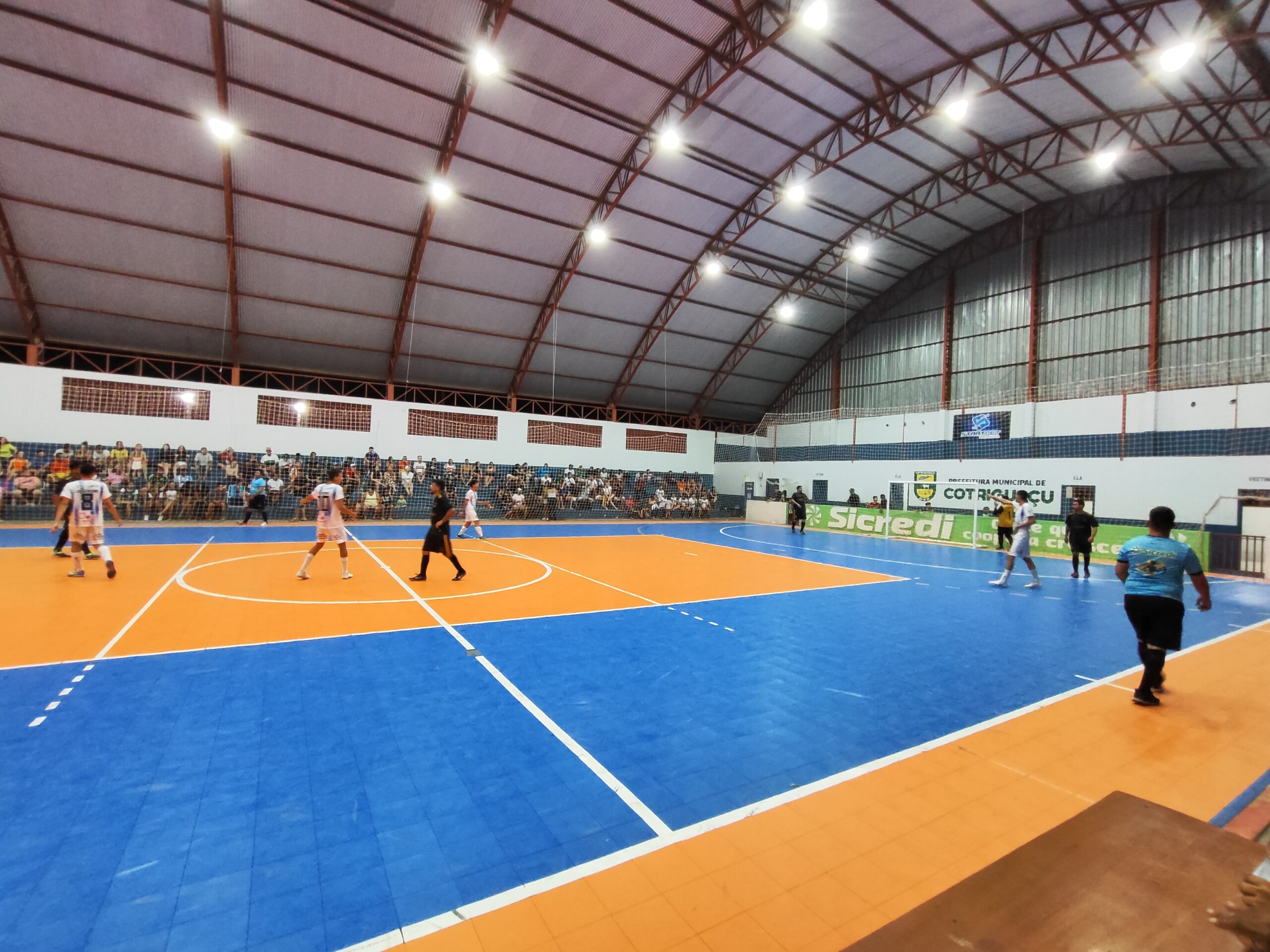 Copa Sicredi de Futsal Masculino e Feminino 2023  define semifinalistas neste sábado em Cotriguaçu