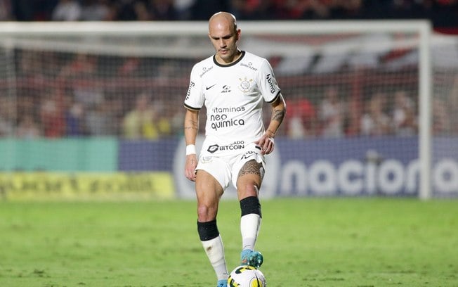 Corinthians: Fábio Santos se emociona e indica data de aposentadoria