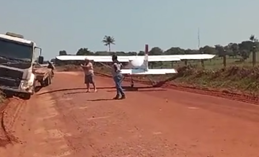 Avião faz pouso forçado em rodovia no Nortão  