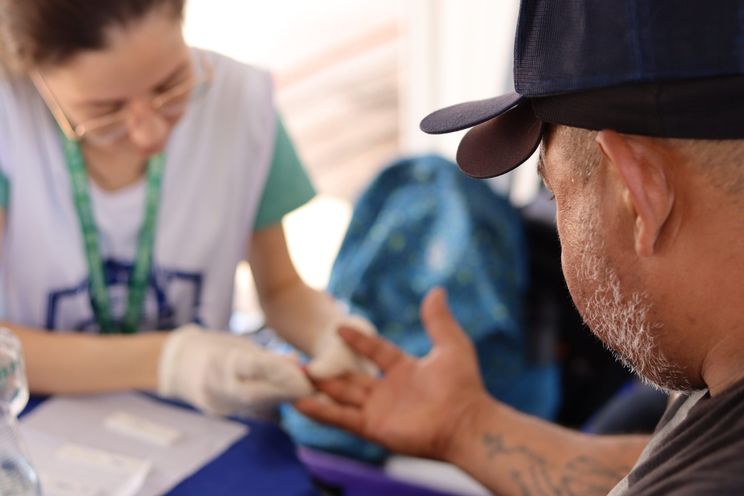 Levantamento em Mato Grosso aponta que 70% de caminhoneiros têm sobrepeso e diabete; médico alerta para cuidados