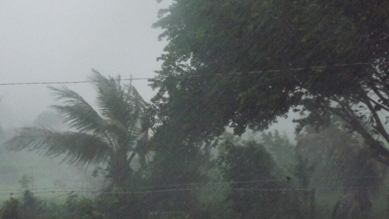 Outubro começou com alerta de chuvas fortes e altas temperaturas em MT