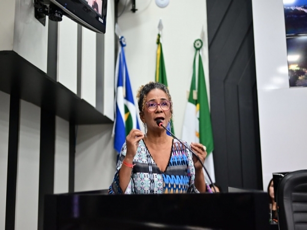 Câmara de Cuiabá cassa mandato de vereadora do PT