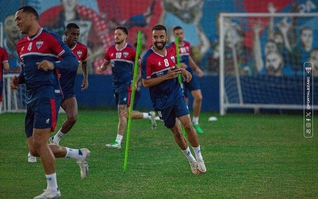 Palmeiras tem avanço em negociação por Caio Alexandre Palmeiras tem avanço em negociação por Caio Alexandre