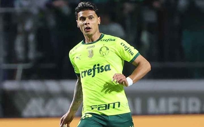 Richard Ríos deixa de ser ‘super reserva’ para virar titular absoluto no Palmeiras