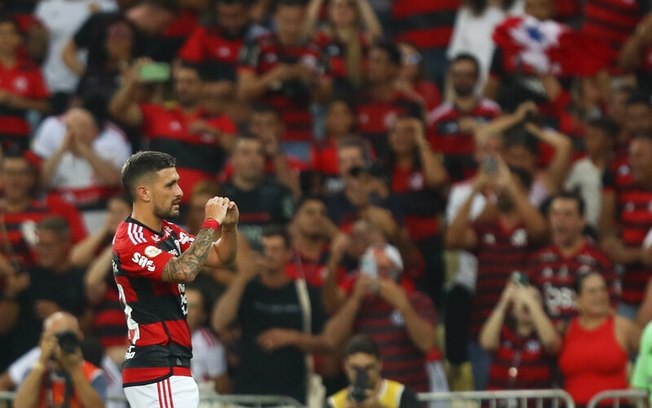 Flamengo atende a pedido e freta jatinhos para trio enfrentar o RB Bragantino