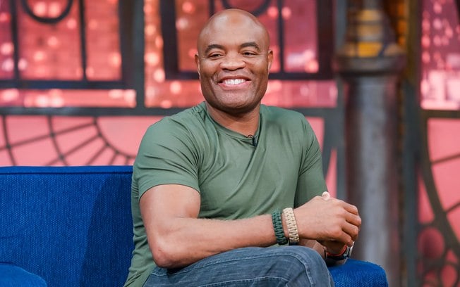 “Acostumados a ver família negra desestruturada”, diz Anderson Silva “Acostumados a ver família negra desestruturada”, diz Anderson Silva