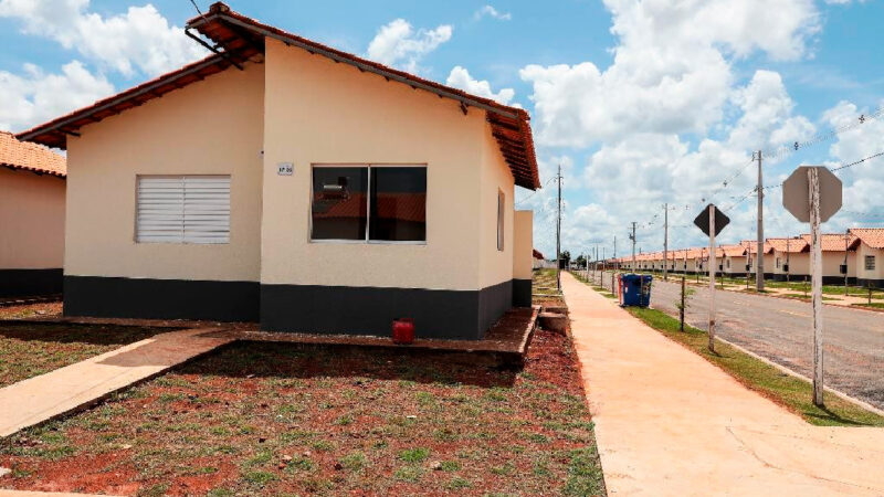 Alta Floresta abre certame para construir 50 casas para famílias de baixa renda