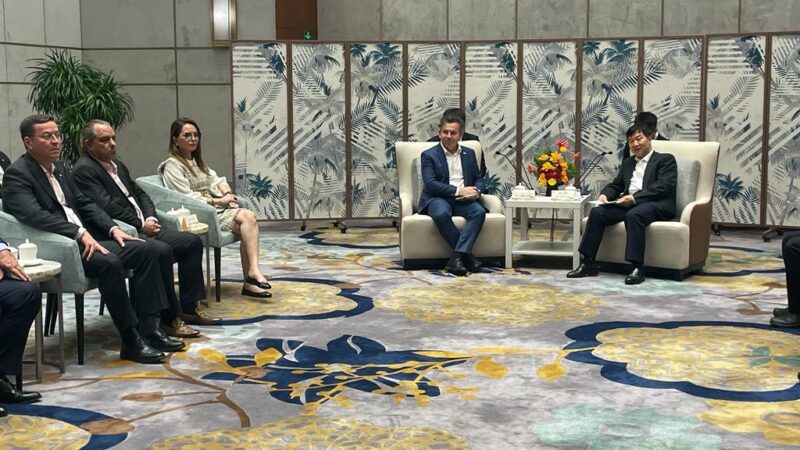 Governador de Hainan propõe parceria com MT para intercâmbio de tecnologia e desenvolvimento