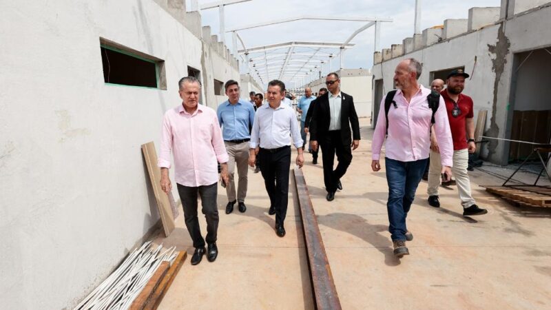 Governador anuncia construção de escola estadual com piscina em Mato Grosso