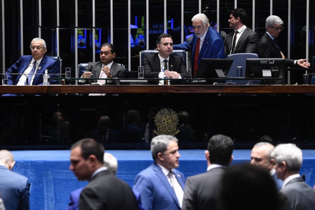 Senado aprova PEC limitando decisões do STF; Jayme e Wellington favoráveis e Carlos Fávaro contrário