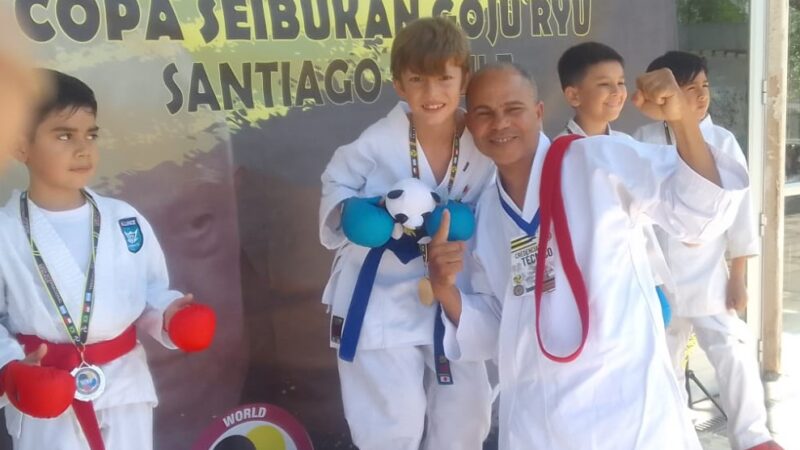 Talentos de Juruena conquistam medalhas no Campeonato Internacional de Karatê no Chile