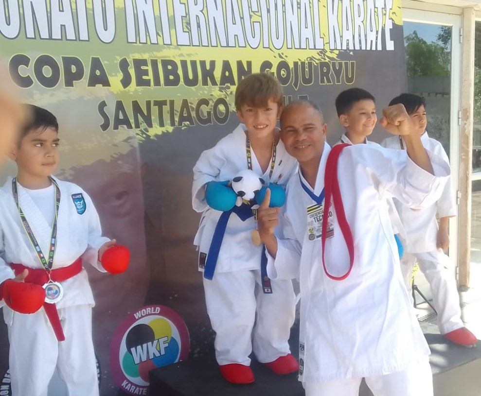 Talentos de Juruena conquistam medalhas no Campeonato Internacional de Karatê no Chile