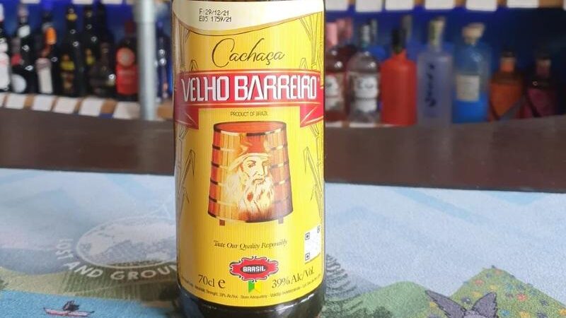 Homem morre após beber meio litro de velho barreiro furtado em supermercado de MT