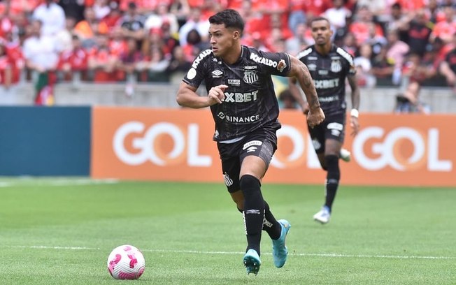 Marcos Leonardo impõe condições para deixar o Santos Marcos Leonardo impõe condições para deixar o Santos