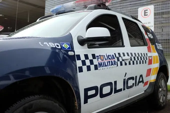 5 bandidos invadem casa de mulher para “cobrar” suposta tentativa de estupro que seu marido teria cometido em Lucas do Rio Verde 5 bandidos invadem casa de mulher para “cobrar” suposta tentativa de estupro que seu marido teria cometido em Lucas do Rio Verde