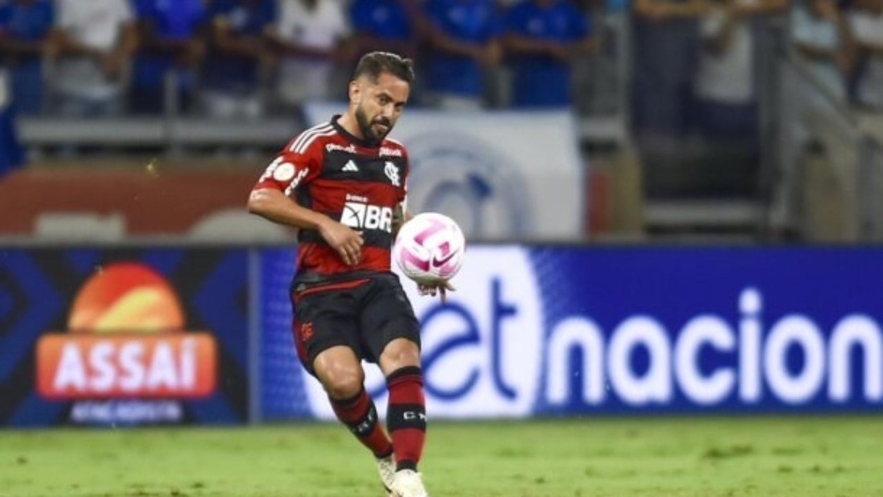 Flamengo definirá futuro de Everton Ribeiro nesta quinta