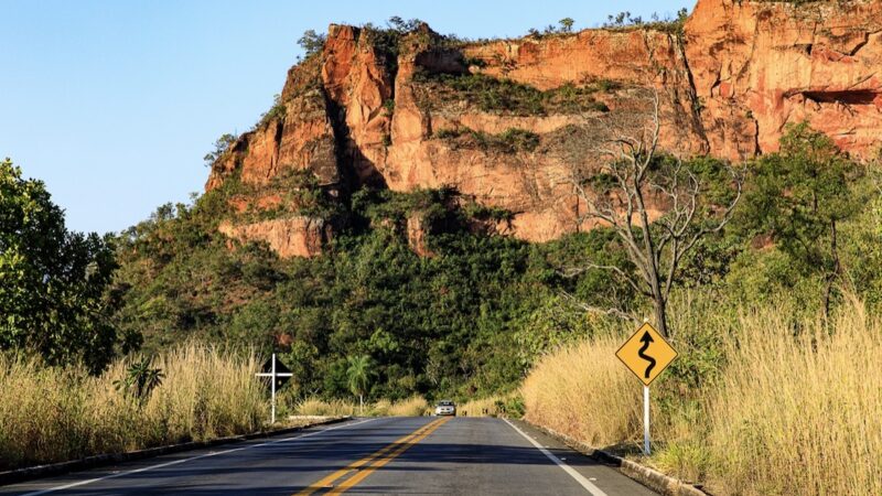 Sinfra divulga nova portaria de restrições de veículos na estrada em Chapada; veja quais estão proibidos