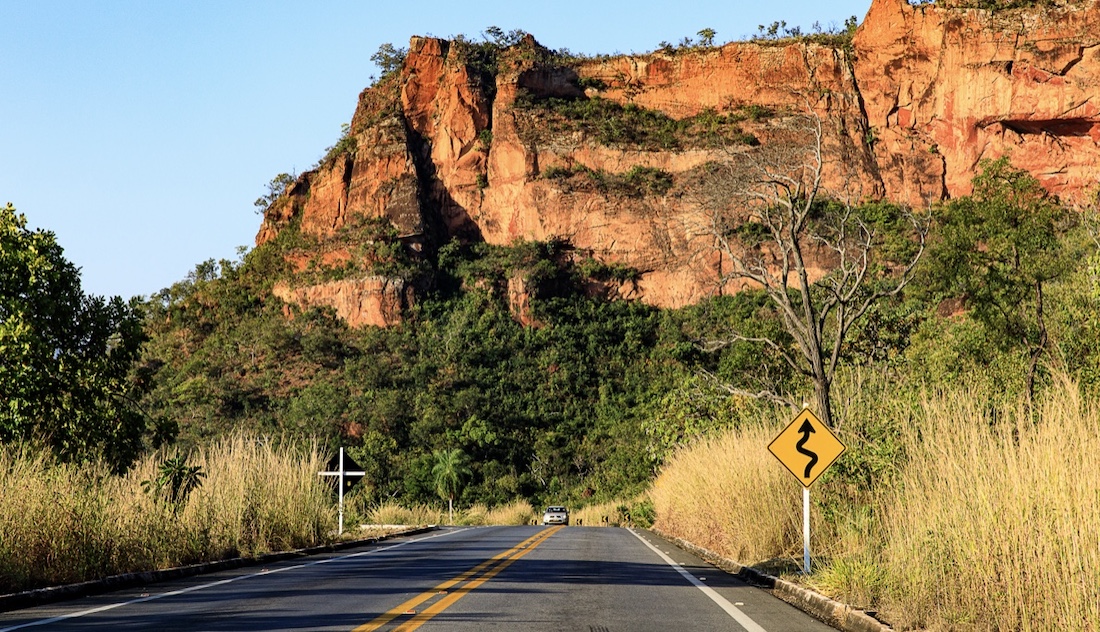 Sinfra divulga nova portaria de restrições de veículos na estrada em Chapada; veja quais estão proibidos