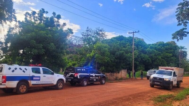 Homem é encontrado morto dentro de cemitério abandonado