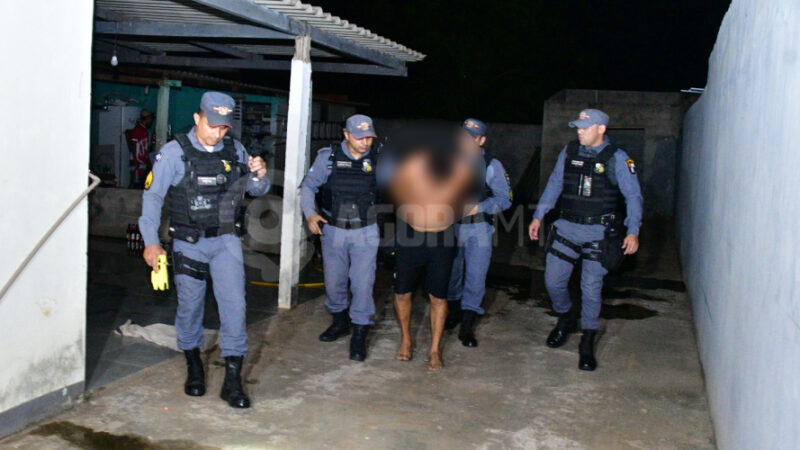 Homem abalado com a separação bate em pai e coloca fogo na casa dele em MT