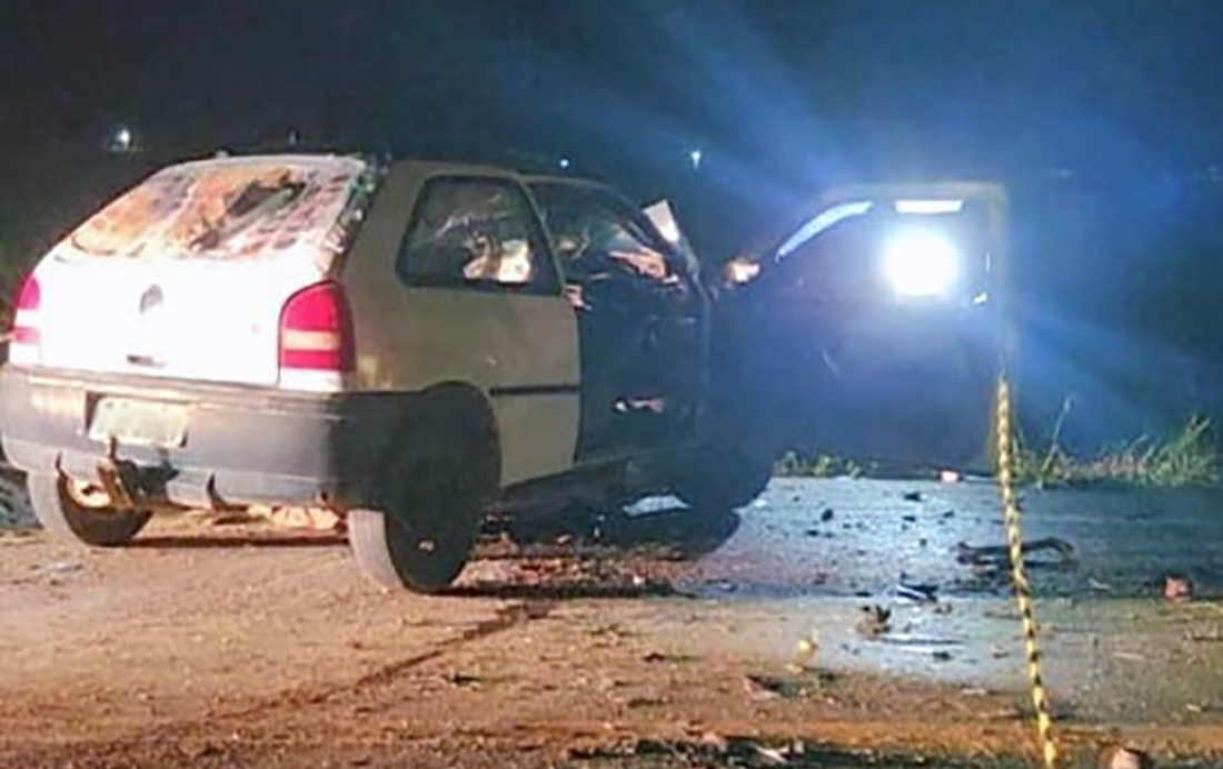 Colisão entre carro e carreta deixa um morto na BR-163 em Sinop