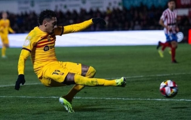 Raphinha brilha, Barcelona vence time da quarta divisão e avança na Copa do Rei Raphinha brilha, Barcelona vence time da quarta divisão e avança na Copa do Rei
