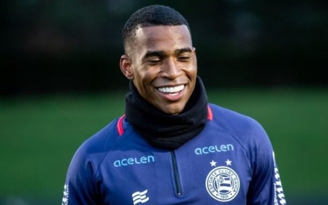 Bahia anuncia contratação de Jean Lucas, que assina até 2028