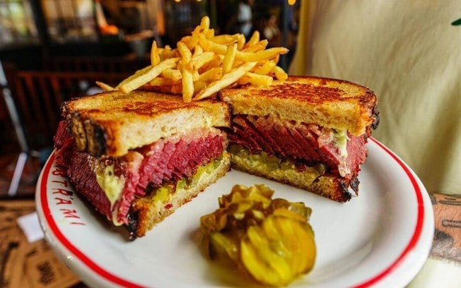 Pastrami Week no Fôrno tem um cardápio recheado de delícias! Pastrami Week no Fôrno tem um cardápio recheado de delícias!