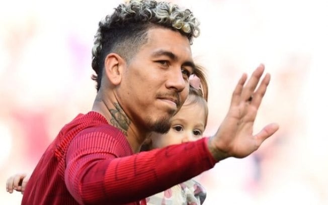 Atlético faz comunicado e desmente boatos sobre Firmino