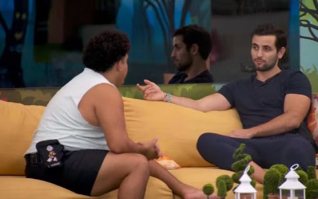 BBB 24: Lucas desabafa com Matteus: ‘Fiquei a um pingo de estourar’ BBB 24: Lucas desabafa com Matteus: ‘Fiquei a um pingo de estourar’
