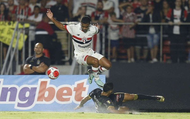 Juan se credencia para se tornar o substituto de Calleri