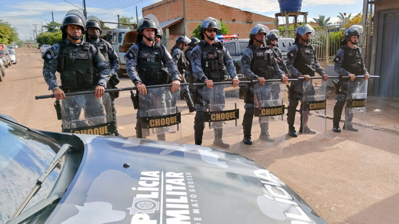 Justiça cumpre reintegração de posse em casas do bairro Santa Rita em Sinop