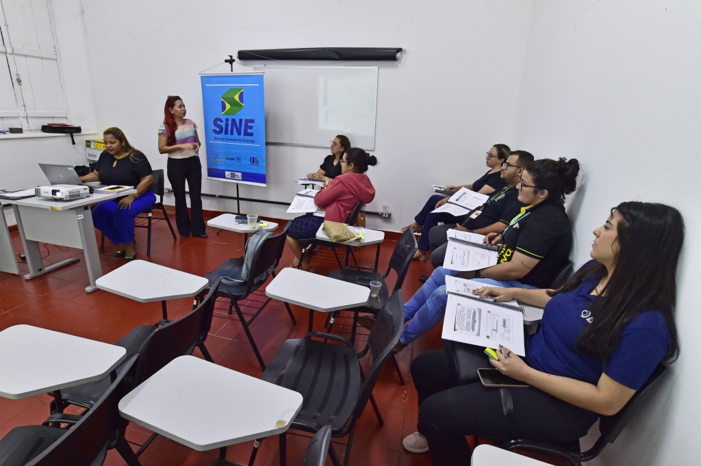Setasc realiza treinamento para novos agentes do Sine de quatro municípios