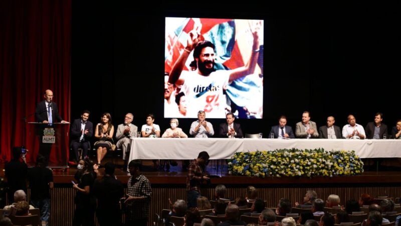 ALMT realiza lançamento do filme “A primavera de Dante”.
