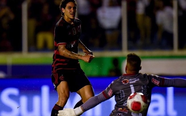 Pedro, do Flamengo, tem carro roubado no Rio; veículo estava com o irmão do jogador Pedro, do Flamengo, tem carro roubado no Rio; veículo estava com o irmão do jogador
