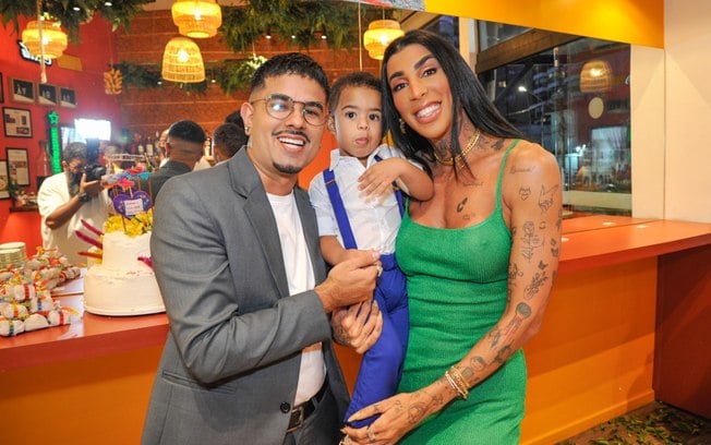 Pepita é madrinha de casamento coletivo LGBTQIAP+: “Momento único” Pepita é madrinha de casamento coletivo LGBTQIAP+: “Momento único”