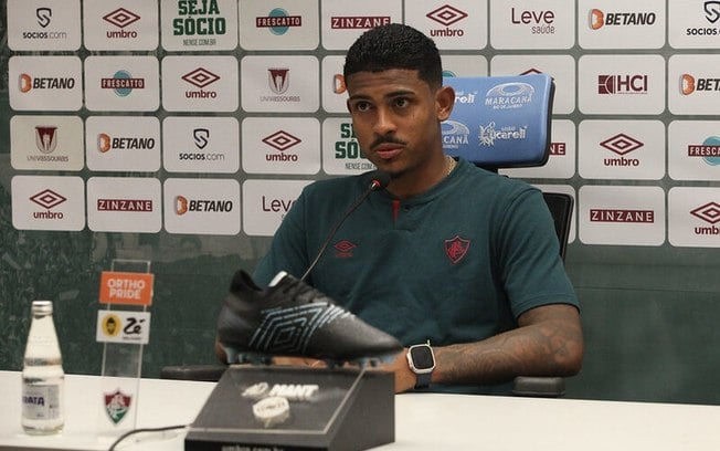 Fluminense afasta quarteto por atos de indisciplina em concentração