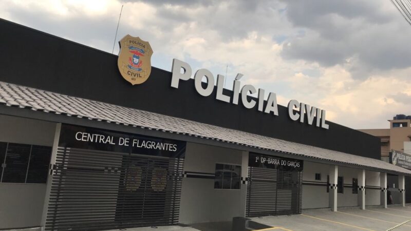 Polícia Civil prende homem em flagrante após ele seguir vítima até delegacia para agredi-la