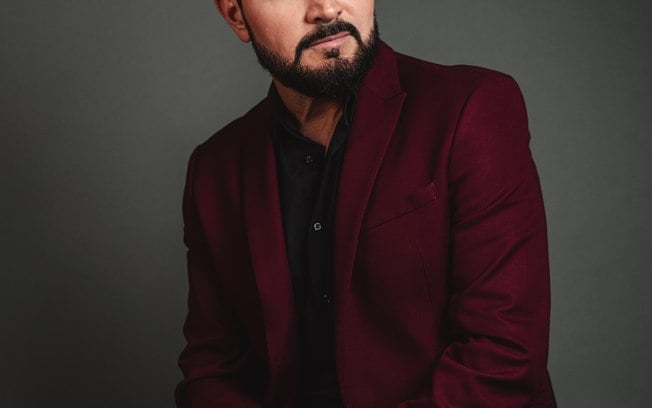 Luciano Camargo celebra novo single gospel