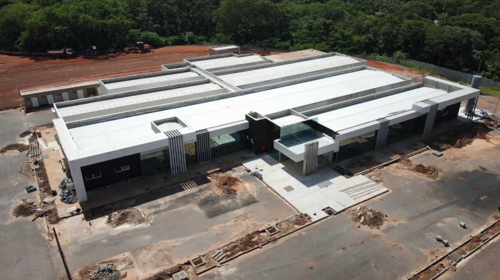 Obra do Laboratório Central está 95% concluída com estrutura moderna para atender a população Obra do Laboratório Central está 95% concluída com estrutura moderna para atender a população