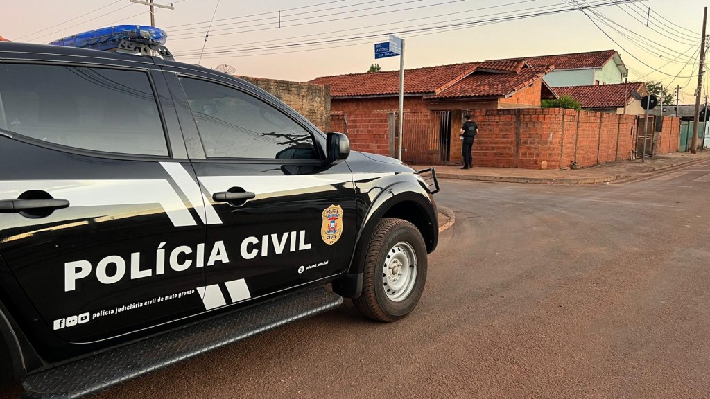 Polícia Civil cumpre 29 mandados contra autores de roubos em Barra do Garças Polícia Civil cumpre 29 mandados contra autores de roubos em Barra do Garças