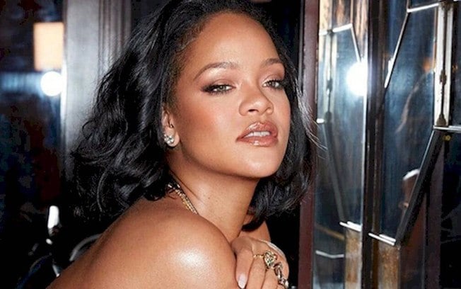 Registros raros de Rihanna com os herdeiros encantam a web; veja Registros raros de Rihanna com os herdeiros encantam a web; veja