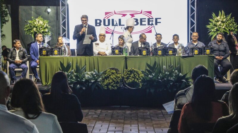 ALMT homenageia chefes de cozinha em sessão especial no Sesc Arsenal