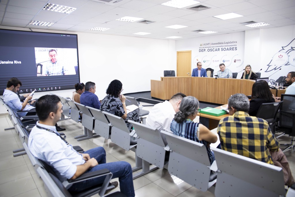 Comissão de Infraestrutura analisa 26 projetos de lei Comissão de Infraestrutura analisa 26 projetos de lei