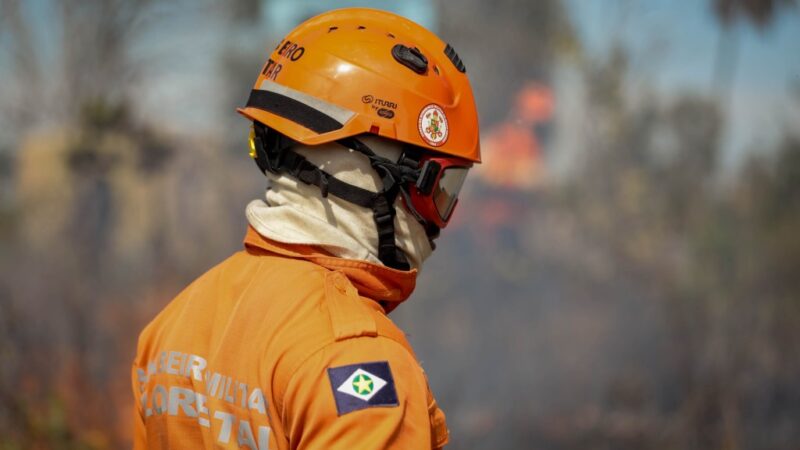 Corpo de Bombeiros segue combatendo incêndios em dois pontos do Pantanal nesta sexta-feira (21)