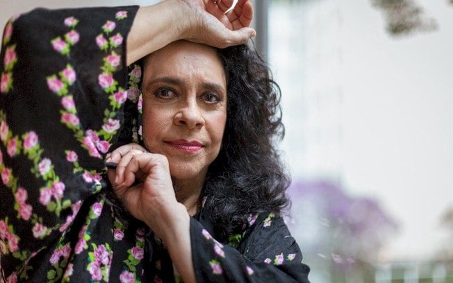 Gal Costa: Sem salário e com fome, vaza áudio de ex-funcionária