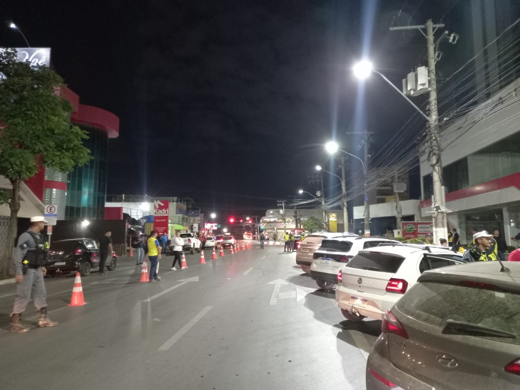 Operação Lei Seca prende 19 motoristas alcoolizados e confecciona 83 multas em Cuiabá Operação Lei Seca prende 19 motoristas alcoolizados e confecciona 83 multas em Cuiabá