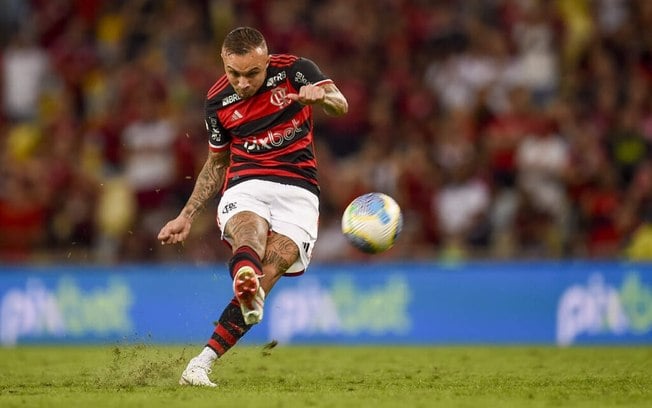 Com retornos importantes, Flamengo busca reencontrar boa fase no Brasileirão