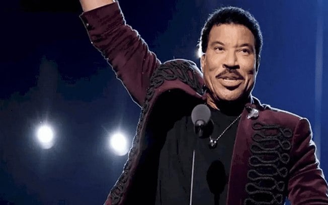 Lionel Richie comenta indicações de ‘The Greatest Night in Pop’ ao Emmy