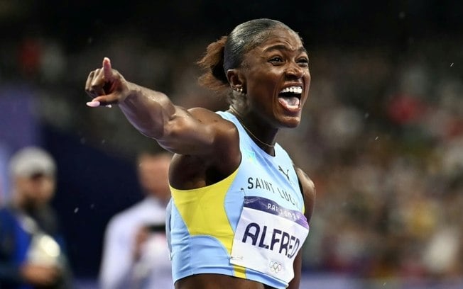 Julien Alfred supera Sha’Carri Richardson e é ouro nos 100m rasos feminino Julien Alfred supera Sha’Carri Richardson e é ouro nos 100m rasos feminino